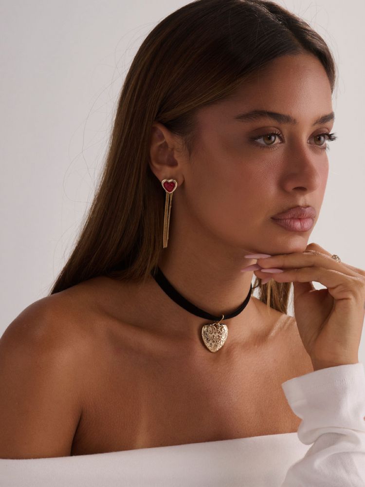 עגילי לב ארוכים