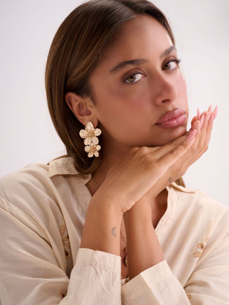 עגילי פרחים