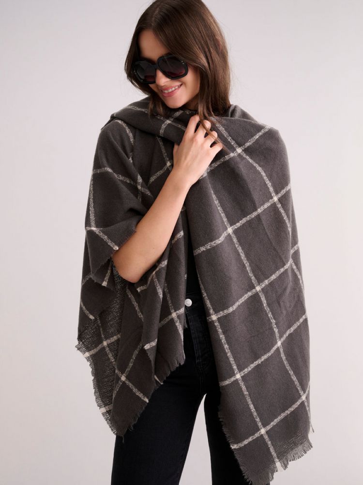 פונצ’ו משובץ