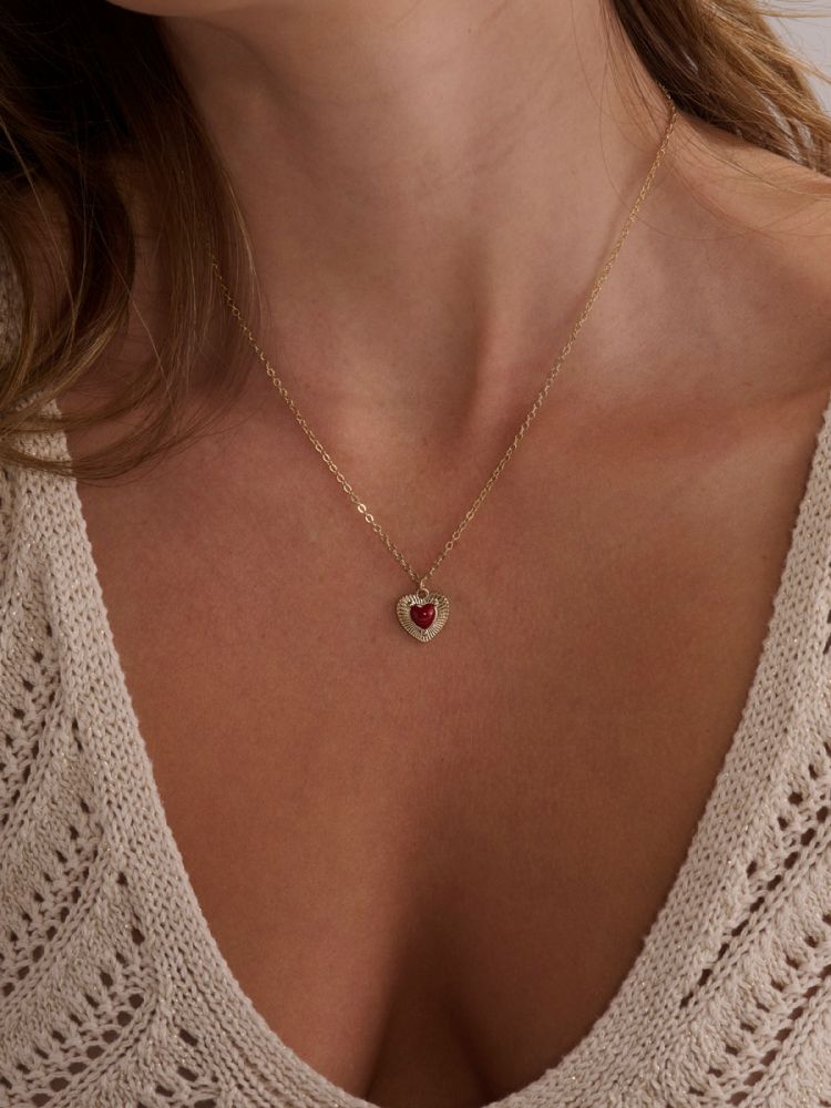 שרשרת עם תליון לב