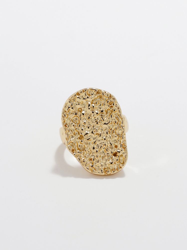 טבעת מעוצבת