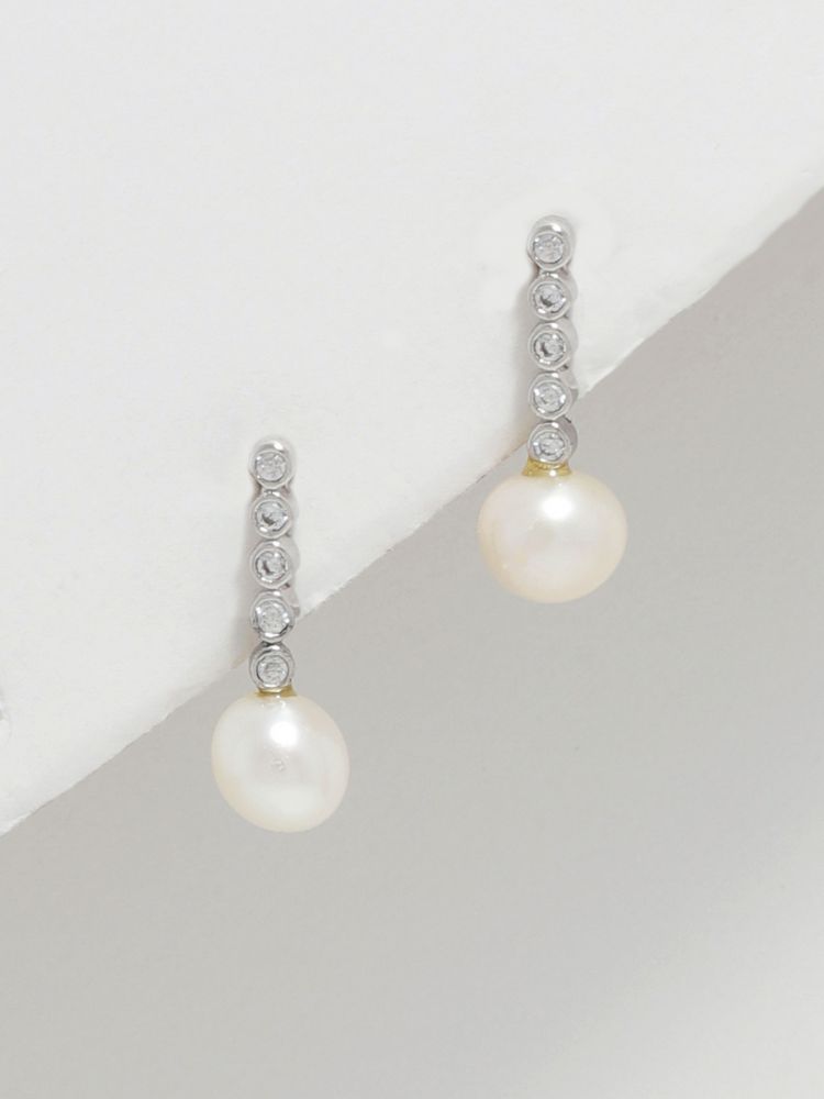 עגילי פנינה משובצים מכסף 925