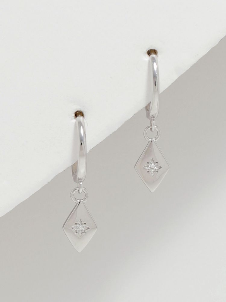 עגילי חישוק עם תליון מכסף 925