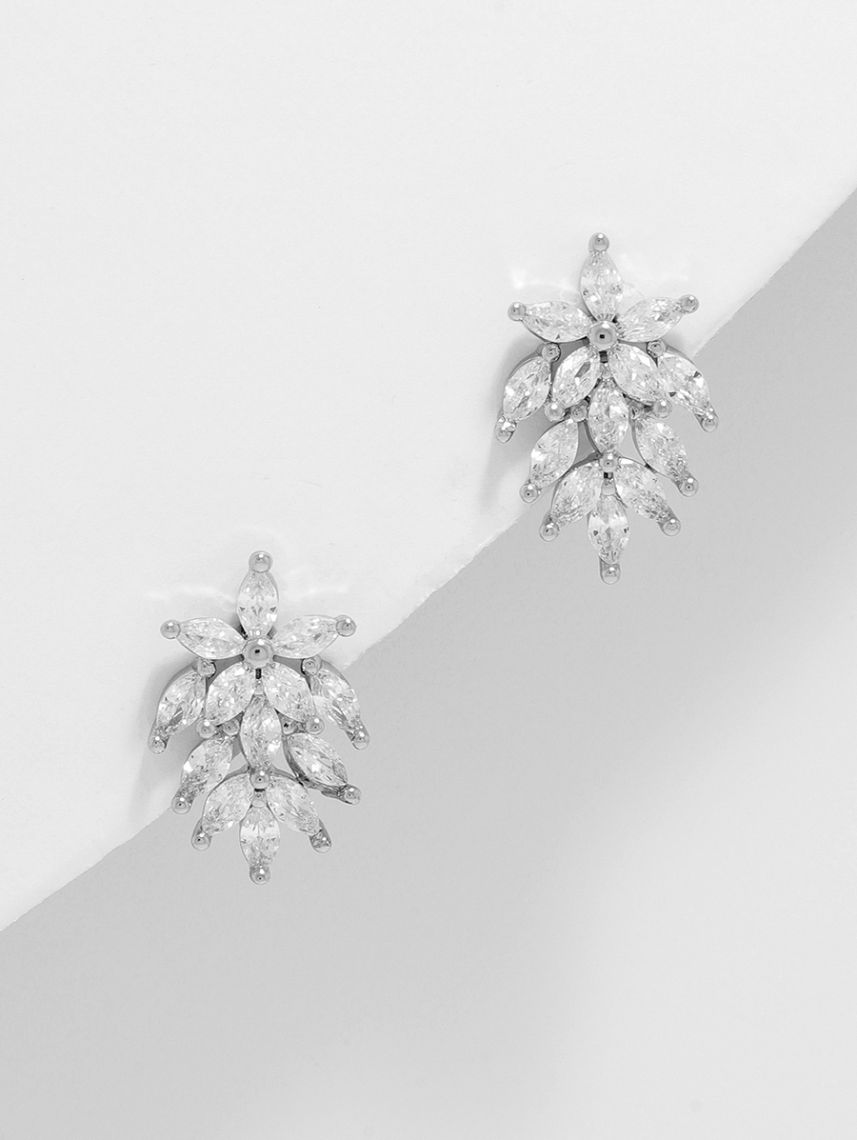 עגילי פרח מעוטרים