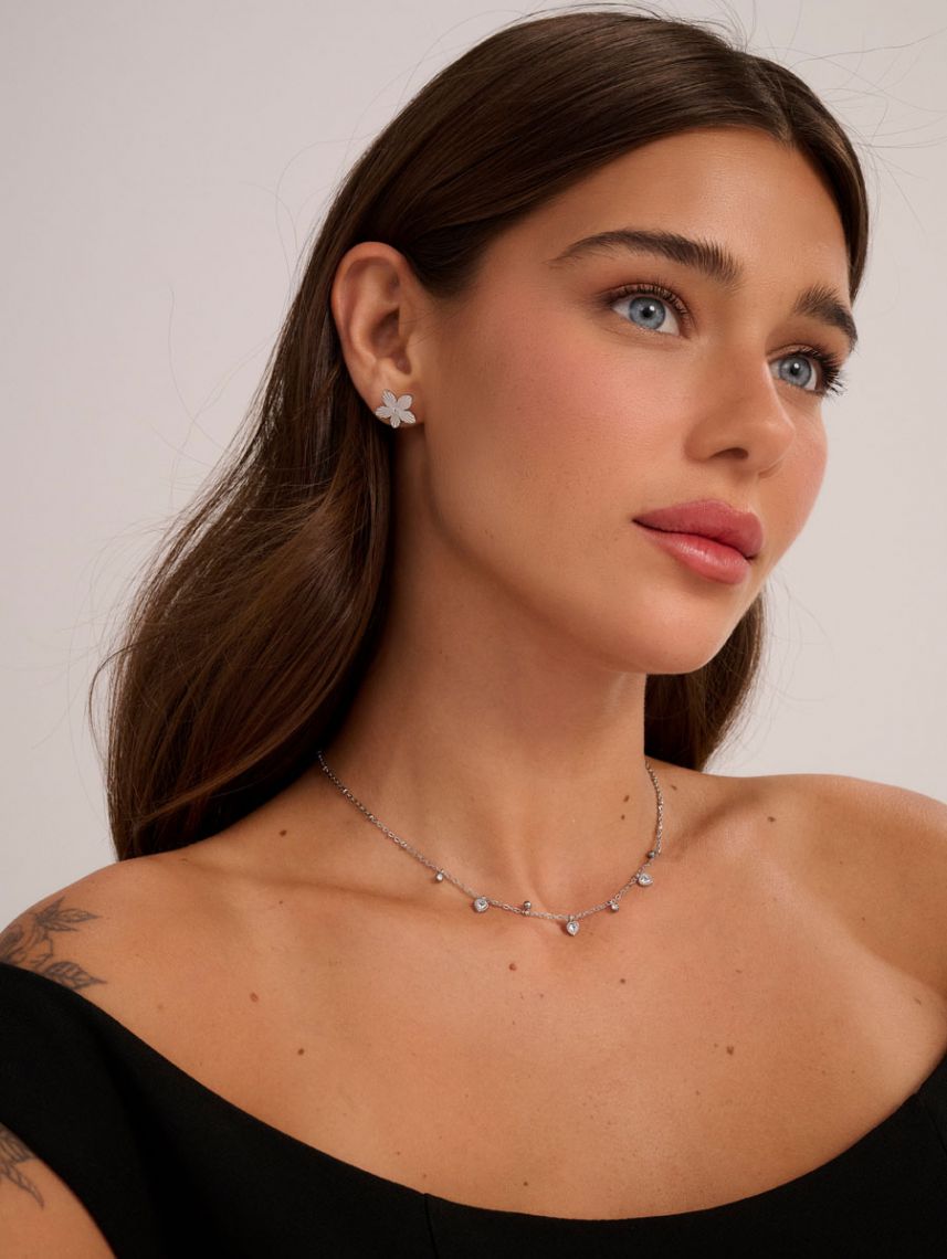 עגילי פרח צמודים מפלדת אל-חלד