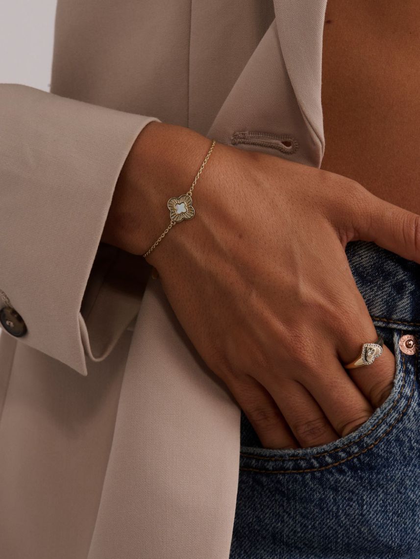 צמיד פרח בציפוי זהב 14K