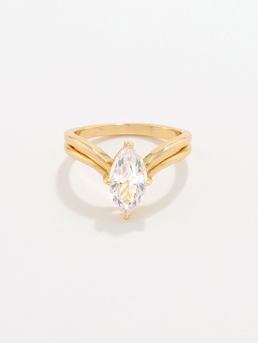 טבעת משובצת בציפוי זהב 14K