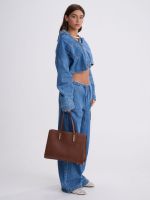 תיק צד קשיח