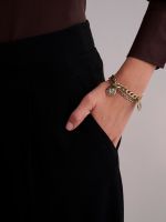 צמיד חוליות כפול עם תליונים