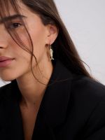 עגילי חישוק עם תליון דג