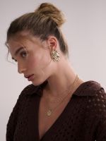 עגילי סטייטמנט