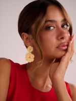 עגילי פרחים