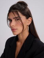 עגילי חישוק עם תליון דג