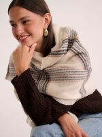 צעיף משבצות