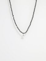 שרשרת חרוזים עם תליון