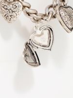 שרשרת צ’ארמים